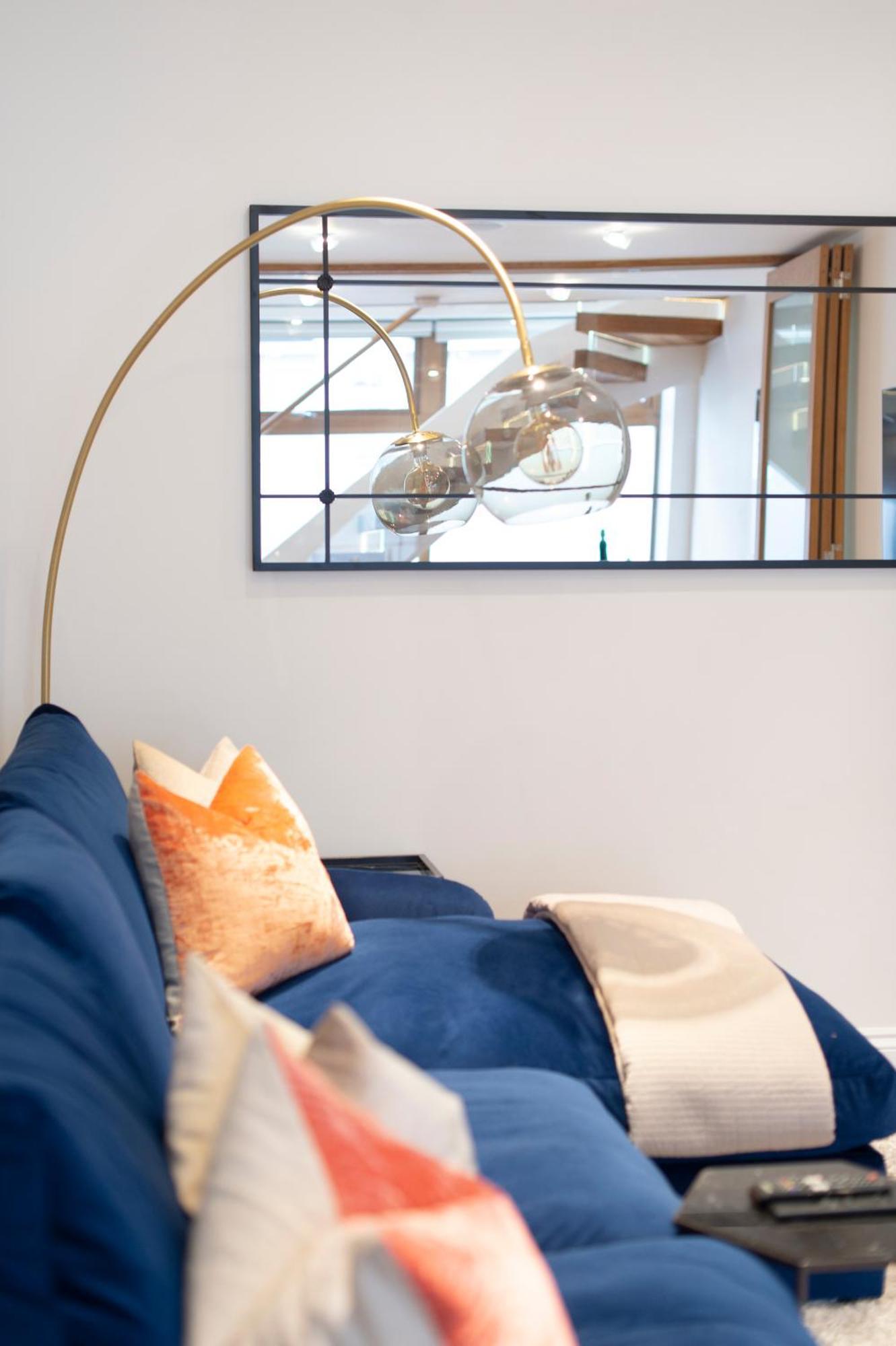 Soho Harmony Haven: Chic 2-bed, 2-bath Urban Retreat Appartement Londres
